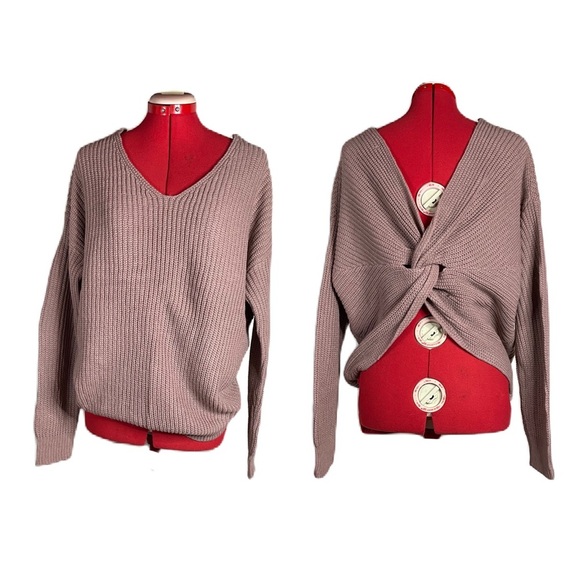LOVE TREE Twist Back Sweater Sz M - Picture 3 of 10